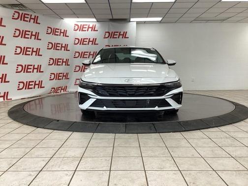 White 2024 Hyundai ELANTRA HEV Limited