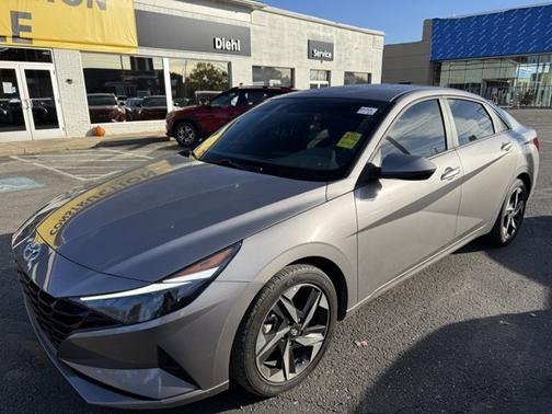 2023 Hyundai ELANTRA SEL