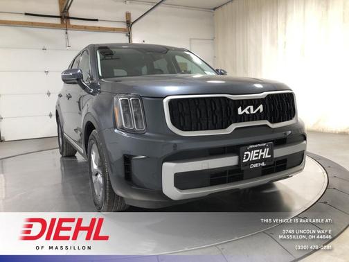 2023 Kia Telluride LX