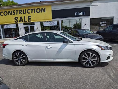 2019 Nissan Altima 2.5 SR