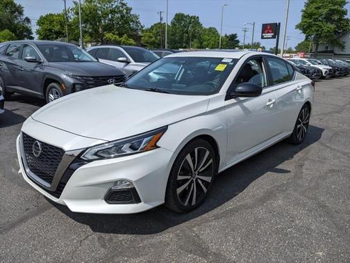 2019 Nissan Altima 2.5 SR