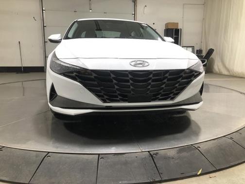 2023 Hyundai ELANTRA HEV Limited