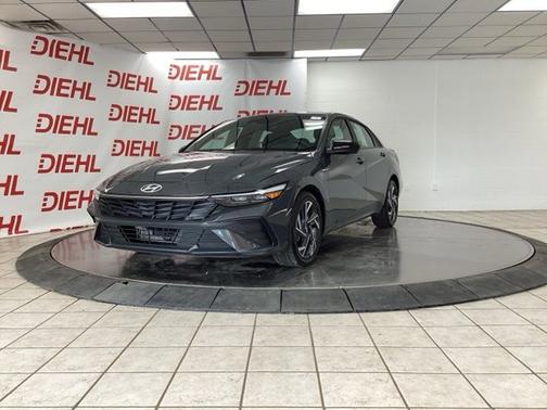 Gray 2025 Hyundai ELANTRA HEV SEL Sport
