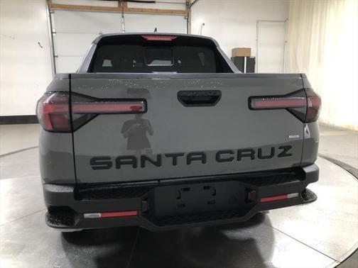 2025 Hyundai SANTA CRUZ SEL Activity