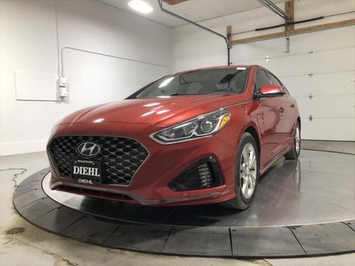 2019 Hyundai SONATA Sport