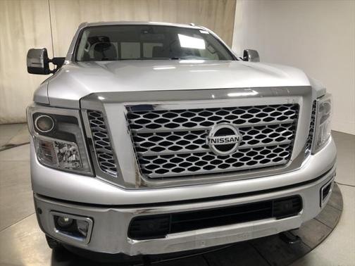 2016 Nissan Titan XD SL