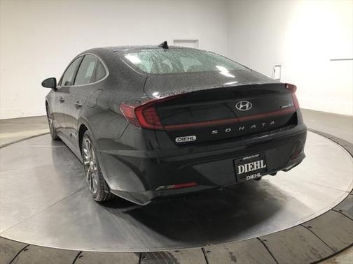 2021 Hyundai SONATA Limited