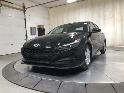 2021 Hyundai ELANTRA SE