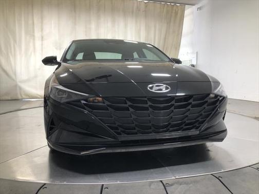 2021 Hyundai ELANTRA SE