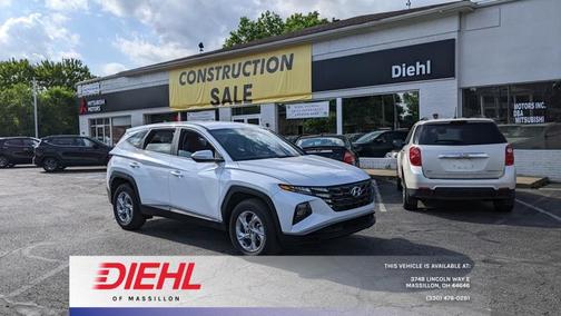 2022 Hyundai TUCSON SE