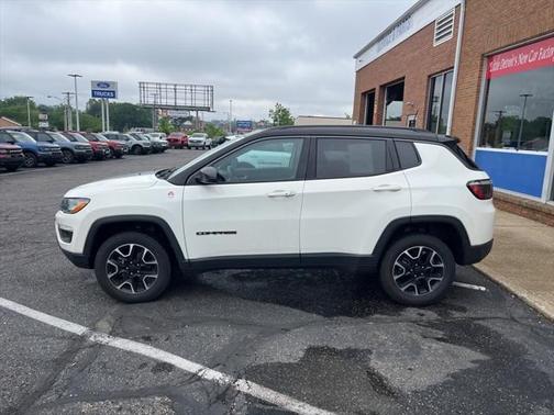 2021 Jeep Compass Trailhawk