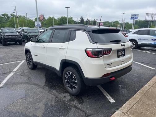 2021 Jeep Compass Trailhawk