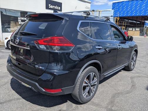 2017 Nissan Rogue SL