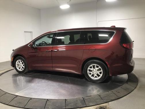 2020 Chrysler Pacifica Touring