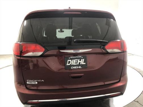 2020 Chrysler Pacifica Touring