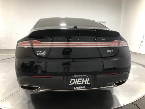 2017 Lincoln MKZ Base