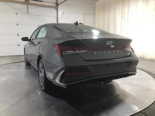2025 Hyundai ELANTRA HEV Blue