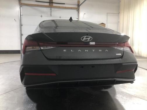 2025 Hyundai ELANTRA HEV Blue