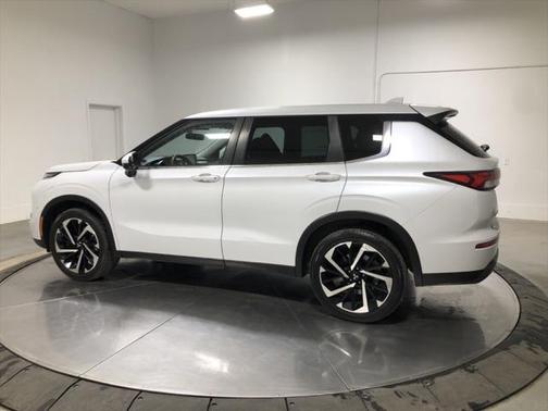 2022 Mitsubishi Outlander ES 2.5 S-AWC