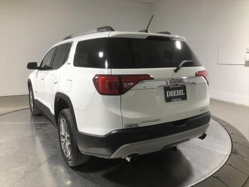 2017 GMC Acadia SLE-2