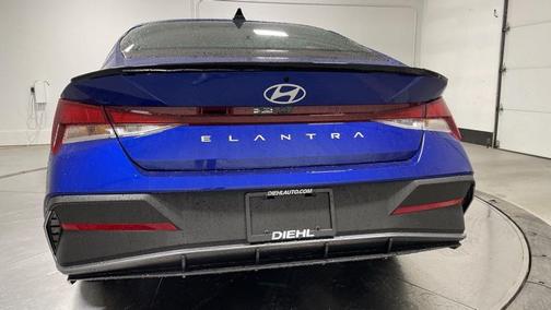 2025 Hyundai ELANTRA Sport