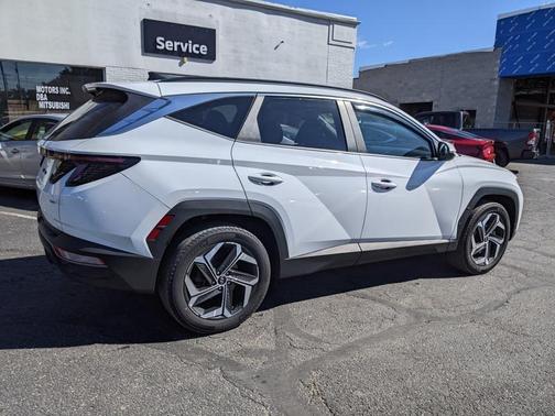 2023 Hyundai TUCSON SEL