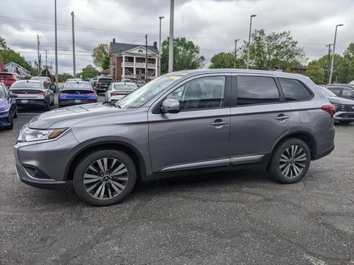 2019 Mitsubishi Outlander SE