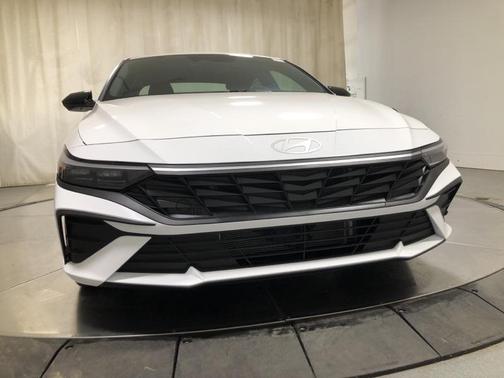 2025 Hyundai ELANTRA Sport