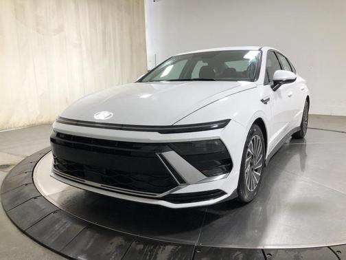 2025 Hyundai SONATA Hybrid SE