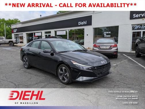 2022 Hyundai ELANTRA Limited