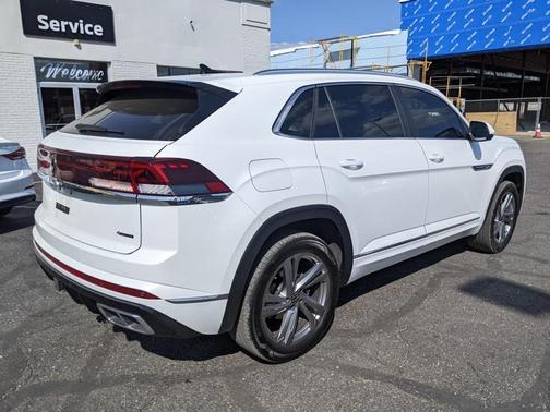 2024 Volkswagen Atlas Cross Sport 2.0T SEL