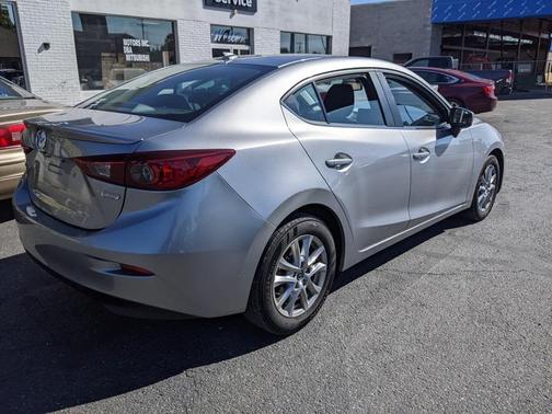 2016 Mazda Mazda3 i Touring