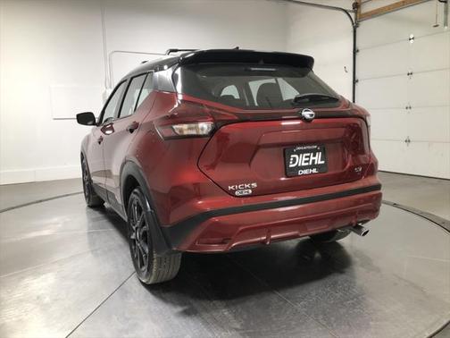 2024 Nissan Kicks SV