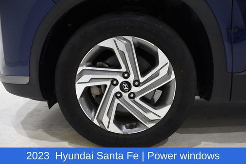 2023 Hyundai SANTA FE SE