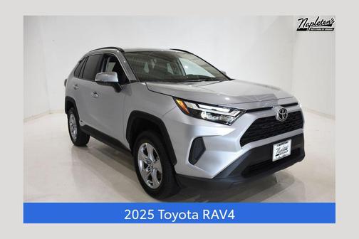 2025 Toyota RAV4 Hybrid XLE