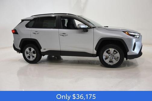 2025 Toyota RAV4 Hybrid XLE