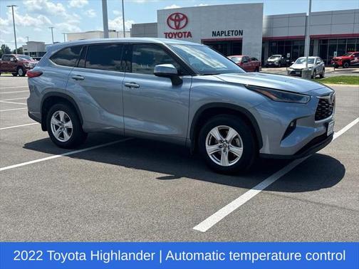 2022 Toyota Highlander LE