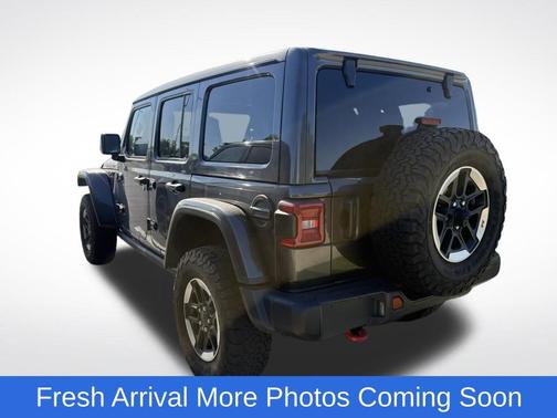 Granite Crystal Metallic Clearcoat 2022 Jeep Wrangler Unlimited Rubicon
