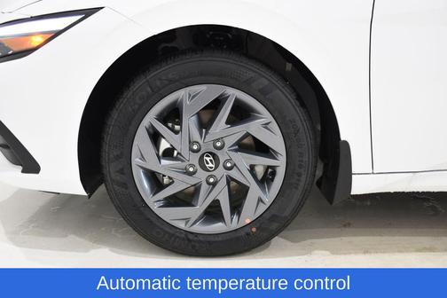 2025 Hyundai ELANTRA HEV Blue