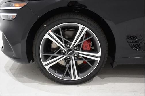 2025 Genesis G70 3.3T AWD Sport Advanced
