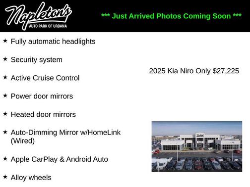 Aurora Black Pearl 2025 Kia Niro EX