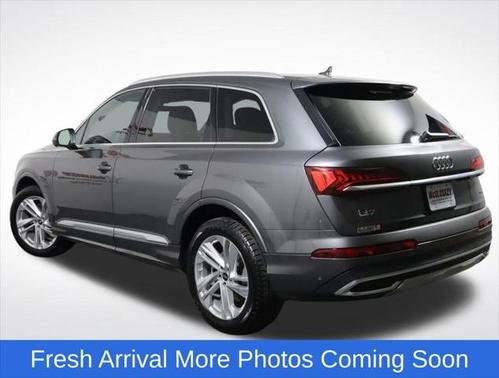 2022 Audi Q7 55 Premium Plus