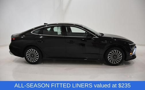 2025 Hyundai SONATA Hybrid Limited
