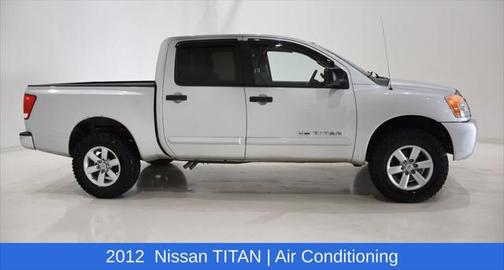 2012 Nissan Titan SV
