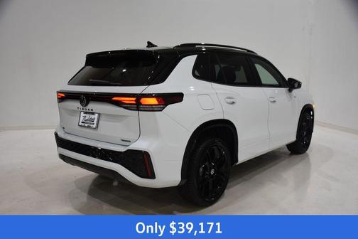 2026 Volkswagen Tiguan 2.0T SE R-Line Black 4MOTION