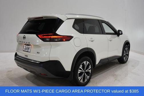 Pearl White Tricoat 2021 Nissan Rogue SV