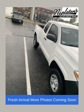 Super White 2019 Toyota Tacoma SR