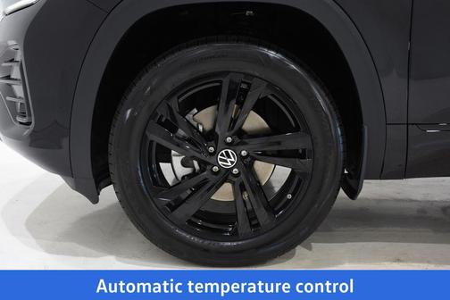 2026 Volkswagen Atlas Cross Sport 2.0T SEL