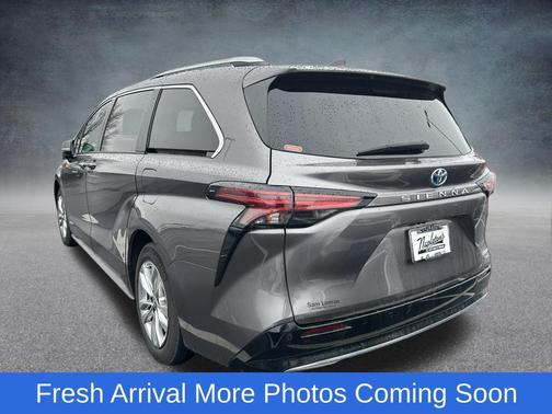 2021 Toyota Sienna Limited 7-Passenger