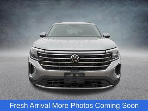 2025 Volkswagen Atlas 2.0T SE w/Technology 4MOTION